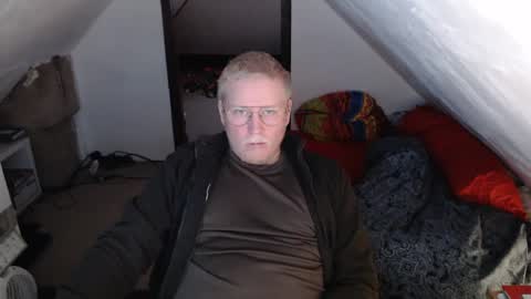 Snapshot of cebas chatting on February 2025 09:00:02 AM cebas online show from February 2025 09:00:02 AM