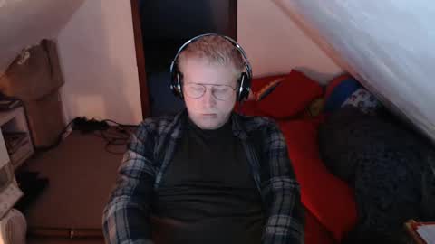 Snapshot of cebas chatting on March 2025 08:52:02 AM cebas online show from March 2025 08:52:02 AM