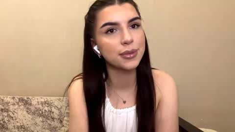 Darina online show from April 2026 04:11:01 PM