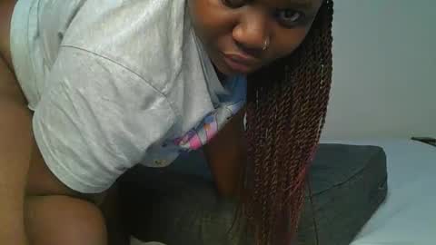 ceepretty25 online show from April 2026 01:53:02 PM