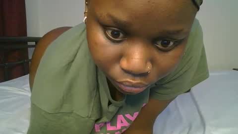 ceepretty25 online show from May 2026 02:23:02 PM