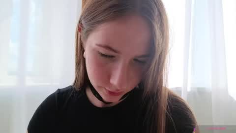 Josie Manesi online show from June 2026 06:26:01 AM