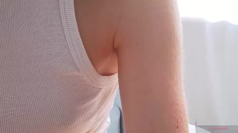 Josie Manesi online show from July 2026 05:57:01 AM