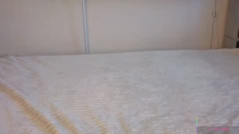 Josie Manesi online show from July 2026 06:20:01 AM