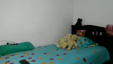 celessteseductora online show from October 2025 12:22:02 PM