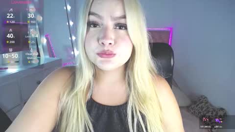 Snapshot of celeste__sweetx chatting on October 2025 11:37:01 PM Celeste Sweet online show from October 2025 11:37:01 PM