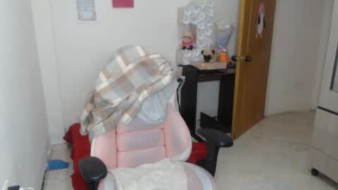 Snapshot of celeste_anny1 chatting on January 2025 06:46:01 PM CELESTE online show from January 2025 06:46:01 PM