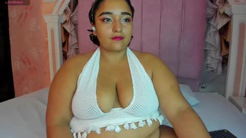 Snapshot of celeste_bigboobs___ chatting on October 2025 02:34:01 AM Celeste online show from October 2025 02:34:01 AM