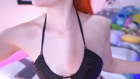 Snapshot of celeste_blazze chatting on October 2025 03:57:02 PM Celeste online show from October 2025 03:57:02 PM