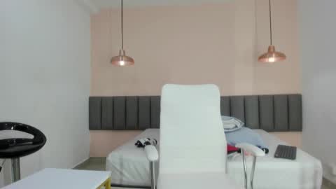 celeste_smmith_ online show from February 2025 03:21:02 AM