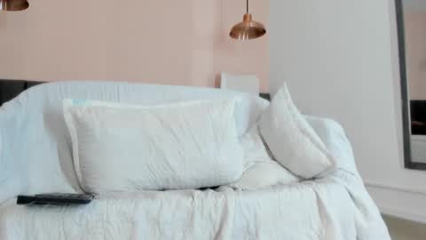 celeste_smmith_ online show from March 2025 10:18:02 AM