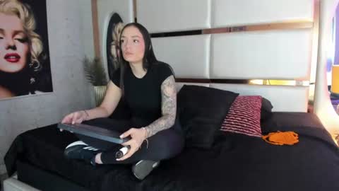 celeste_starsss online show from July 2026 09:00:02 PM