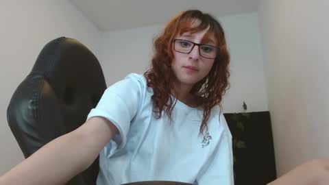 Snapshot of celesteayase chatting on February 2025 12:19:01 AM celesteayase online show from February 2025 12:19:01 AM