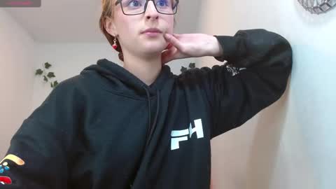 Snapshot of celesteayase chatting on February 2025 12:37:01 AM celesteayase online show from February 2025 12:37:01 AM