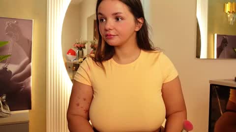 Snapshot of celestebailey chatting on October 2025 04:42:01 AM CelesteBailey online show from October 2025 04:42:01 AM