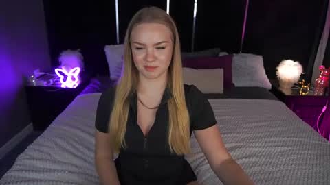 celestenoirr online show from July 2026 01:47:01 PM