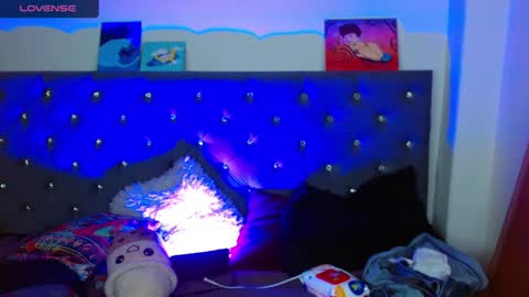 I am Valentinn online show from February 2025 01:35:01 AM