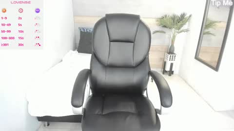 Snapshot of celestica_rose chatting on September 2025 06:35:02 PM Celestica online show from September 2025 06:35:02 PM