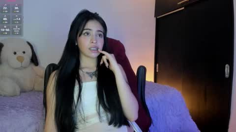 Snapshot of celestinepurple chatting on November 2025 07:52:02 PM Celestineeeeee online show from November 2025 07:52:02 PM