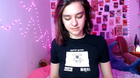  Celine  online show from December 2024 05:43:01 PM