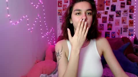  Celine  online show from December 2024 12:38:01 PM