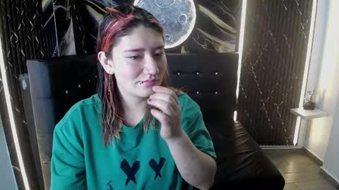 Snapshot of cerecita_02 chatting on October 2025 11:50:02 AM Cerecita online show from October 2025 11:50:02 AM