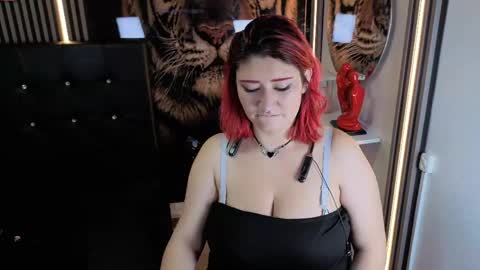 Cerecita  online show from May 2026 01:44:01 AM