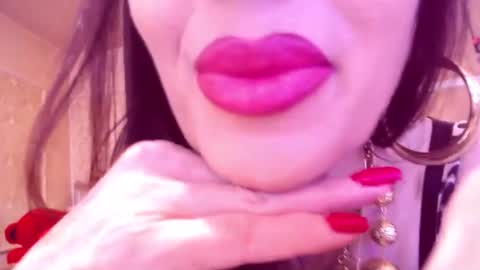 Cerise online show from March 2026 01:43:02 AM