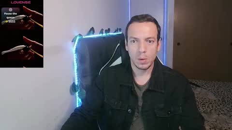 Cerso online show from December 2025 11:00:02 PM