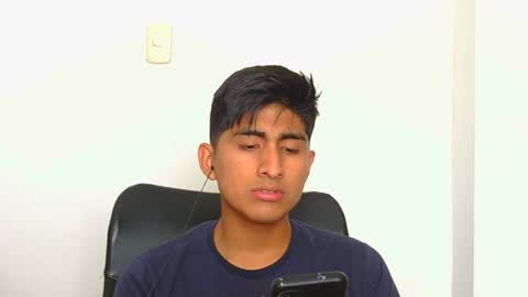 Snapshot of cesarex148 chatting on January 2025 02:08:02 PM Cesar online show from January 2025 02:08:02 PM