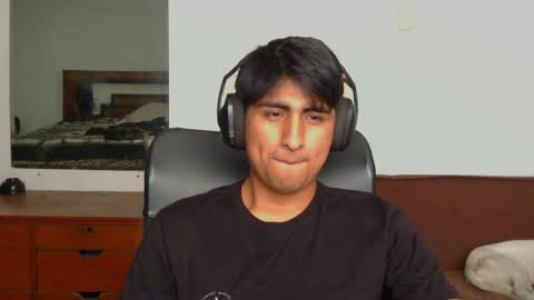 Snapshot of cesarex148 chatting on December 2025 06:16:01 PM Cesar online show from December 2025 06:16:01 PM