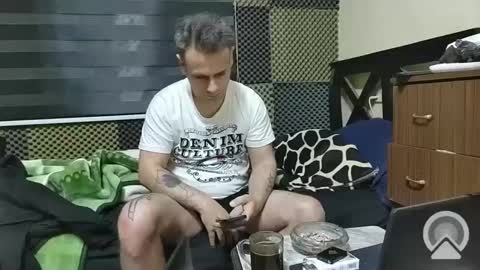 Snapshot of cezar46 chatting on December 2024 08:47:02 PM cezar online show from December 2024 08:47:02 PM