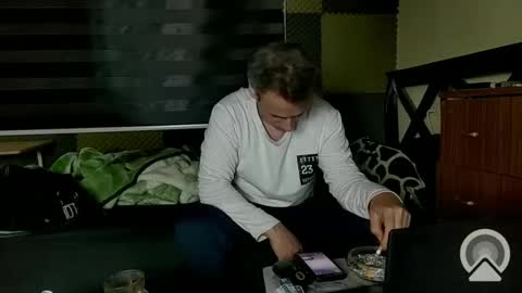 Snapshot of cezar46 chatting on January 2025 07:27:02 PM cezar online show from January 2025 07:27:02 PM