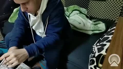 Snapshot of cezar46 chatting on February 2025 06:35:01 PM cezar online show from February 2025 06:35:01 PM