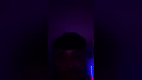 Snapshot of cezarthebreeder chatting on February 2026 01:03:02 AM cezarthebreeder online show from February 2026 01:03:02 AM