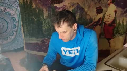 Snapshot of cguffey2284 chatting on January 2025 02:22:01 AM cguffey2284 online show from January 2025 02:22:01 AM