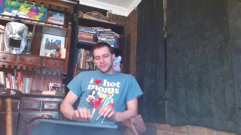 Snapshot of cguffey2284 chatting on February 2025 09:32:02 AM cguffey2284 online show from February 2025 09:32:02 AM