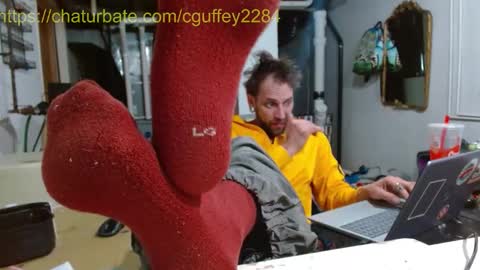 Snapshot of cguffey2284 chatting on December 2025 04:29:02 AM cguffey2284 online show from December 2025 04:29:02 AM