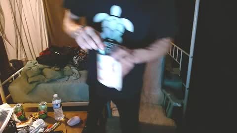 Snapshot of cguffey2284 chatting on March 2026 09:02:02 AM cguffey2284 online show from March 2026 09:02:02 AM