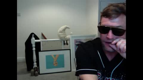 2Play and play2 online show from April 2026 10:43:02 PM