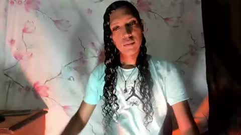 chaira_1x1 online show from July 2026 06:37:01 PM