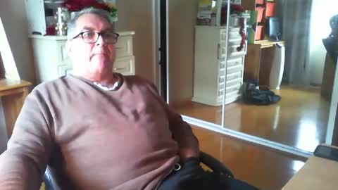 Chalky online show from September 2025 07:41:01 AM