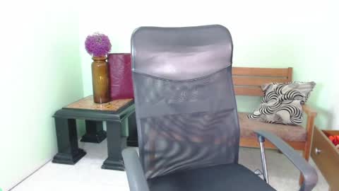 Chalon  online show from April 2026 07:41:01 PM