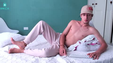 Snapshot of chandler_kenji chatting on February 2025 06:19:01 PM Kenji online show from February 2025 06:19:01 PM