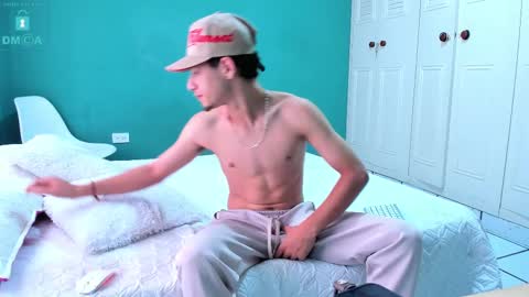 Snapshot of chandler_kenji chatting on February 2025 05:26:02 PM Kenji online show from February 2025 05:26:02 PM