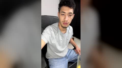 Snapshot of chandler_kenji chatting on December 2025 12:29:02 AM Kenji online show from December 2025 12:29:02 AM