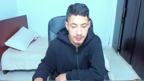 Snapshot of chandler_kenji chatting on February 2026 01:15:02 AM Kenji online show from February 2026 01:15:02 AM