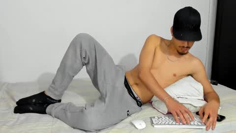 Snapshot of chandler_kenji chatting on February 2026 12:14:02 AM Kenji online show from February 2026 12:14:02 AM