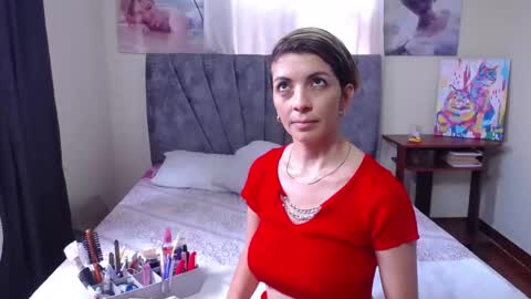 Snapshot of chanel_joliee chatting on April 2026 03:18:02 PM chanel online show from April 2026 03:18:02 PM