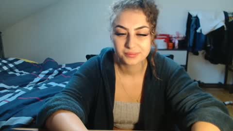 Stephanieblisss online show from February 2025 09:43:01 AM